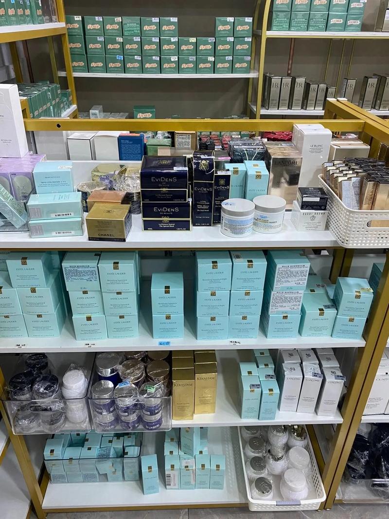 化妝品進(jìn)貨渠道全攻略 各大牌美妝批發(fā)市場(chǎng)解析