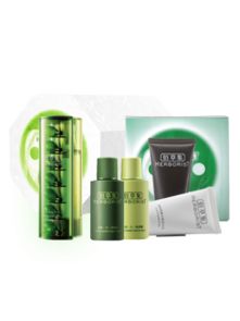 Yoka時(shí)尚網(wǎng) 融合計(jì)算機(jī)信息系統(tǒng)集成與技術(shù)服務(wù)，引領(lǐng)化妝品行業(yè)數(shù)字化未來